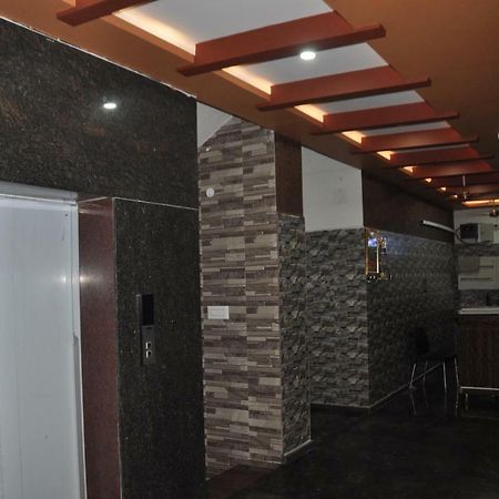 Blue Crystal Lodge Shimoga Exterior photo