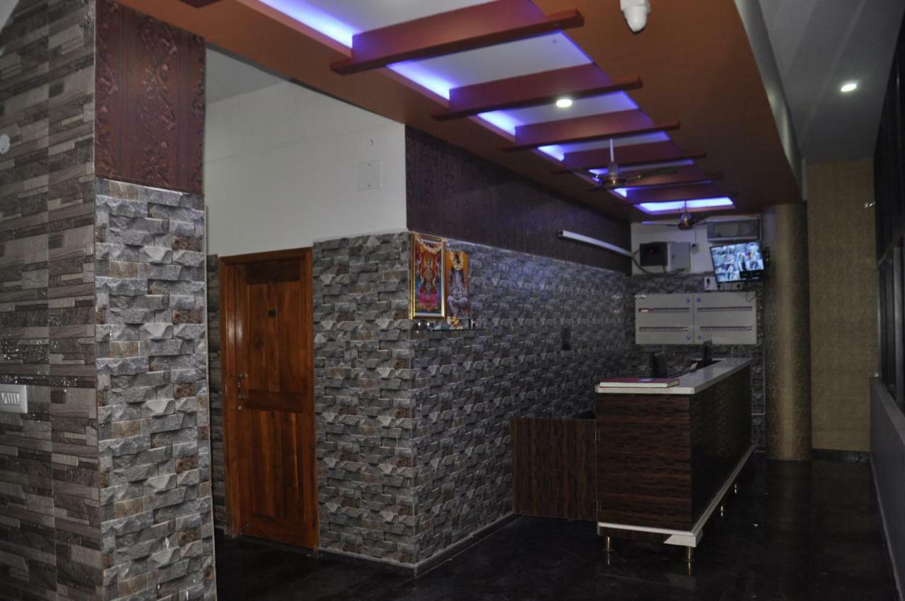 Blue Crystal Lodge Shimoga Exterior photo