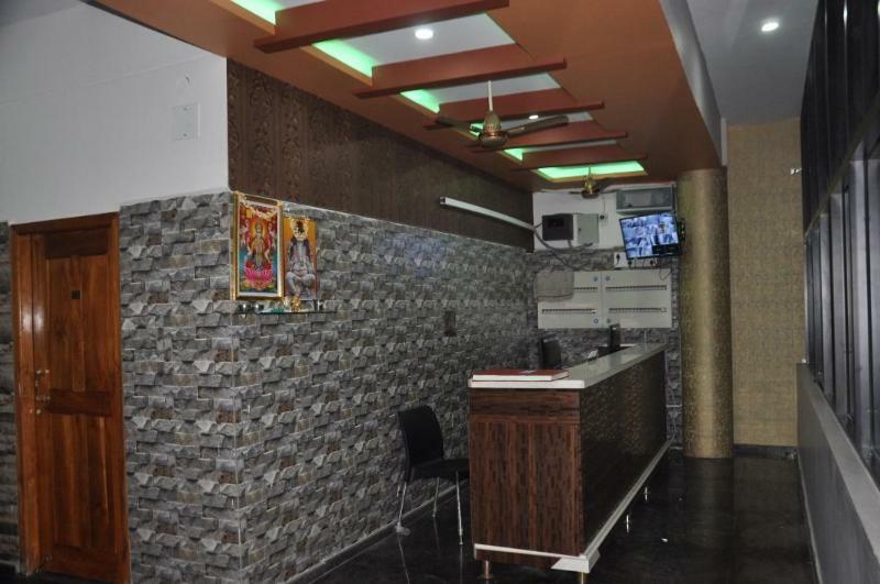 Blue Crystal Lodge Shimoga Exterior photo